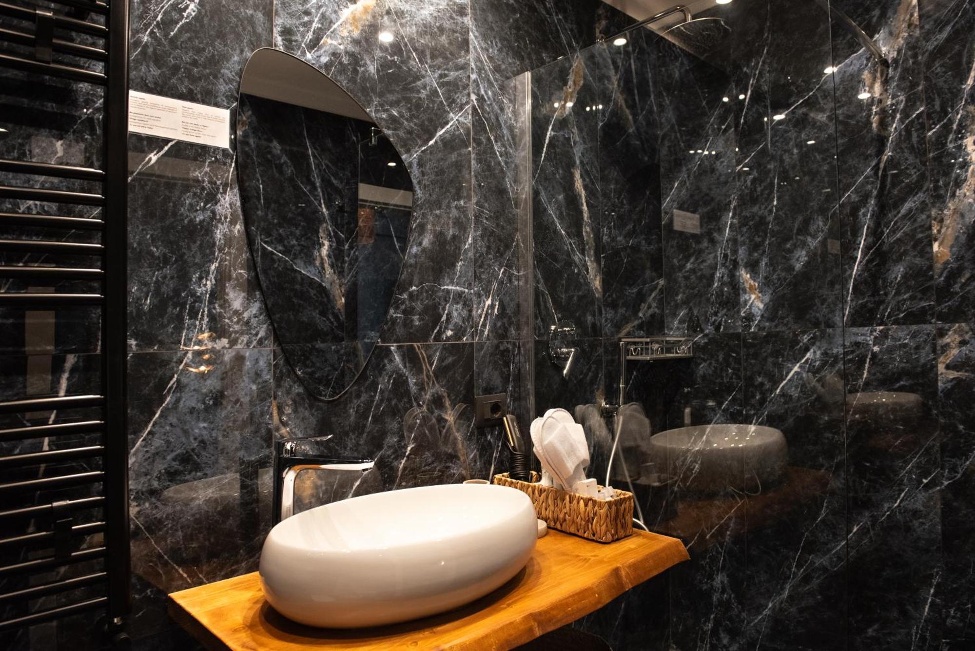 Jungle Boutique Hotel Napoli Bagian luar foto