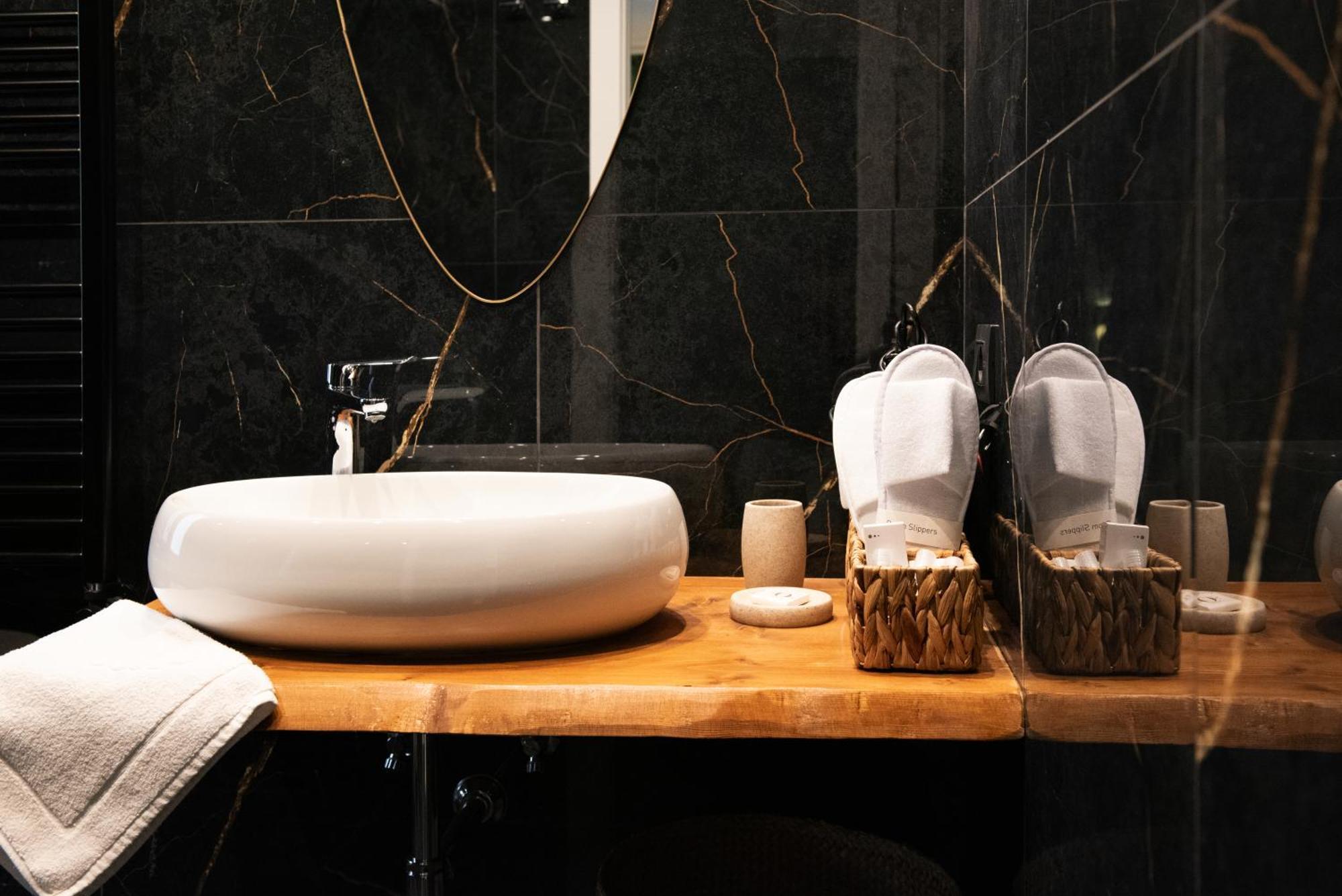 Jungle Boutique Hotel Napoli Bagian luar foto