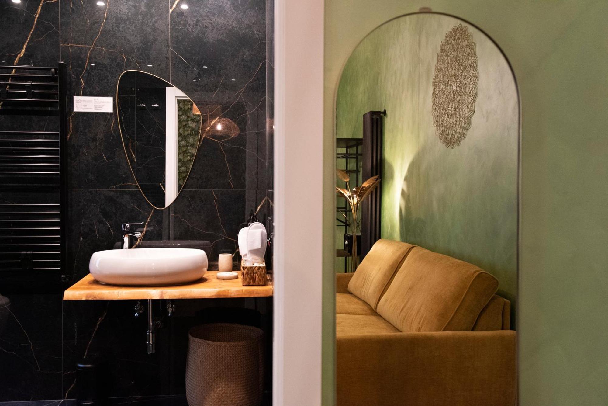 Jungle Boutique Hotel Napoli Bagian luar foto